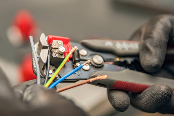 Best Commercial Electrician Services  in Sauk City, WI